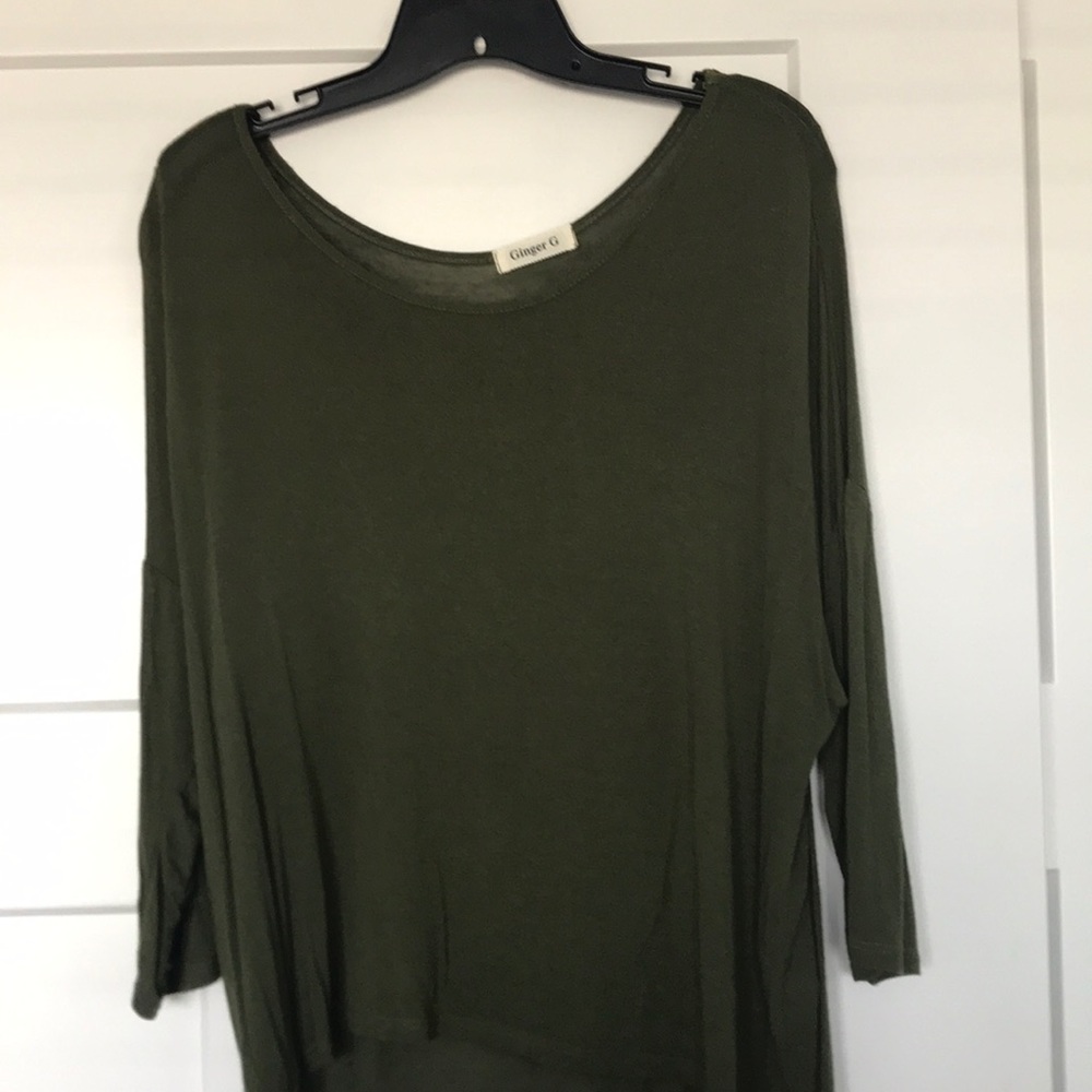 Flowy Green High-Low T